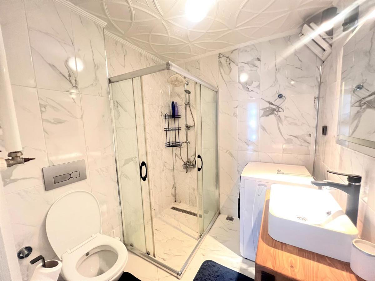 Wonder Homes- Cozy Flat, 2Br, Terrace, Cihangir, Frz3 Istambul Extérieur photo